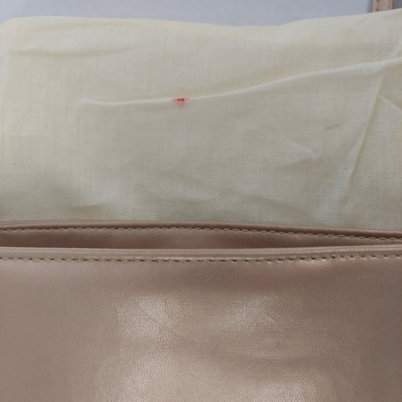 Vintage Bueno Champagne Gold Clutch Bag Price Firm - Picture 12 of 15